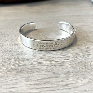 Tiffany sterling silver cuff bracelet with diamonds